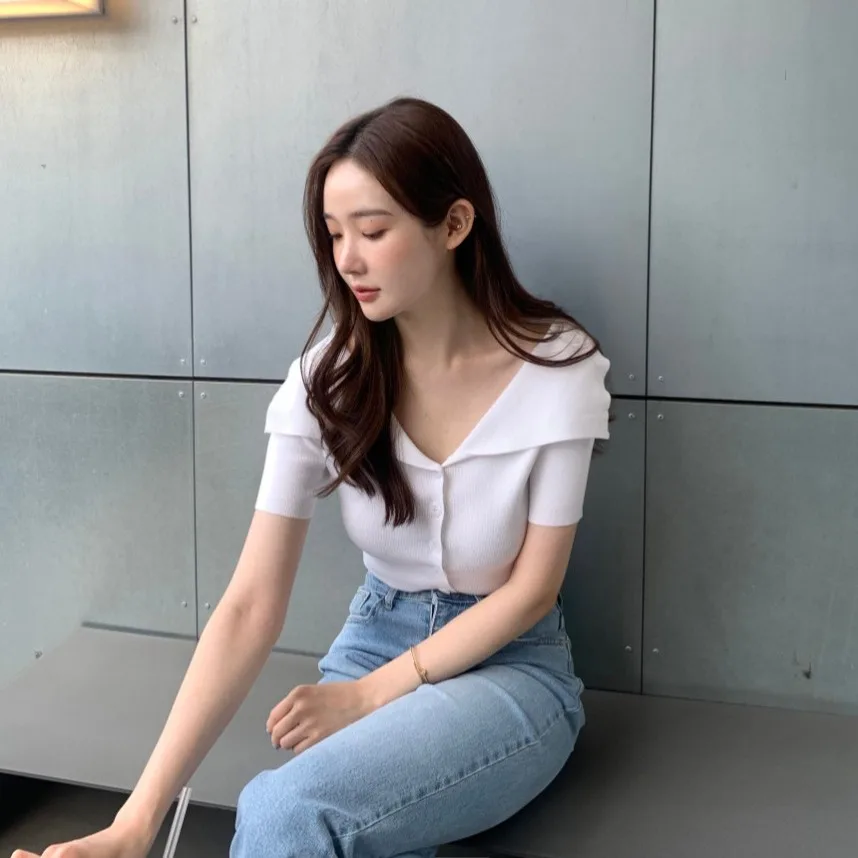 Fashionable Korean Style Short Sleeve Knitted Top Women Slim Fit Summer New Arrival Chic Shoulder Bared Versatile Slimming Top
Fashionable Korean Style Short Sleeve Knitted Top Women Slim Fit Summer New Arrival Chic Shoulder Bared Versatile Slimming Top