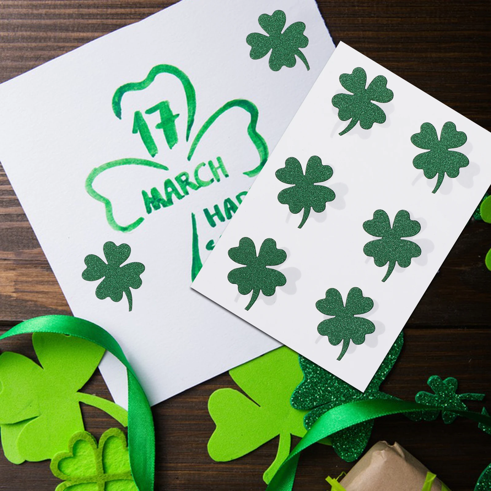 24 Pcs/set Four-leaf Clover Decorative Stickers Patricks Day Shamrock Glitter Green
24 Pcs/set Four-leaf Clover Decorative Stickers Patricks Day Shamrock Glitter Green
