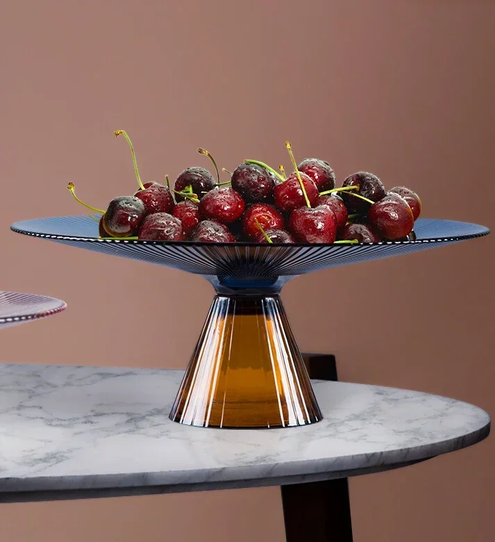 Creative Light Luxury Style Fruit Plate European Living Room Tea Table Household Glass Wedding Fruit Plate Bar Front Desk
Creative Light Luxury Style Fruit Plate European Living Room Tea Table Household Glass Wedding Fruit Plate Bar Front Desk
