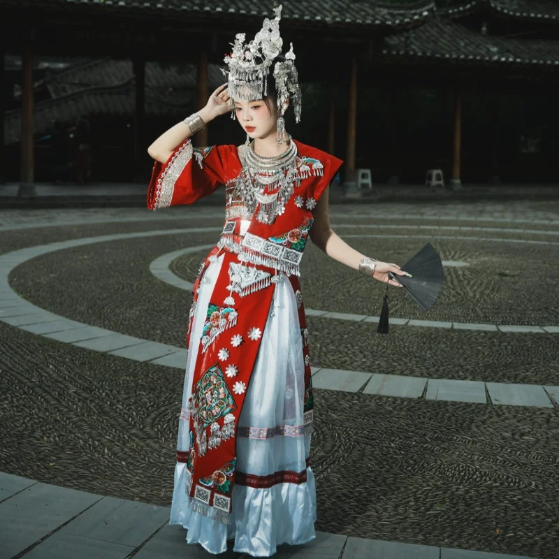 Chinese Miao And Tujia Ethnic Minority Dance Costume Set
Chinese Miao And Tujia Ethnic Minority Dance Costume Set