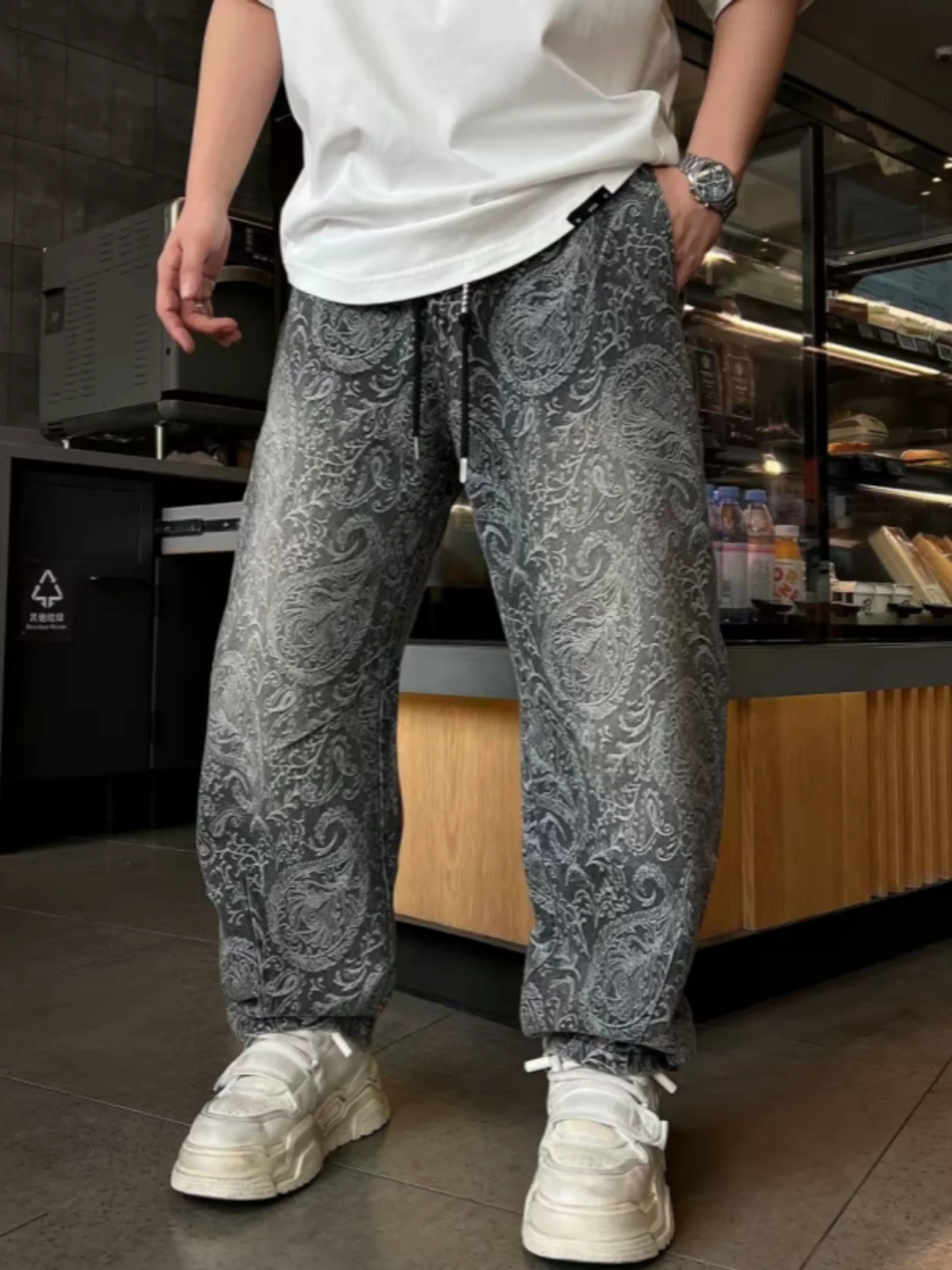 Retro American Trendy Straight Leg Men's Jeans Casual Breathable Comfortable Cotton Polyester Blend Spring Summer Autumn
Retro American Trendy Straight Leg Men's Jeans Casual Breathable Comfortable Cotton Polyester Blend Spring Summer Autumn