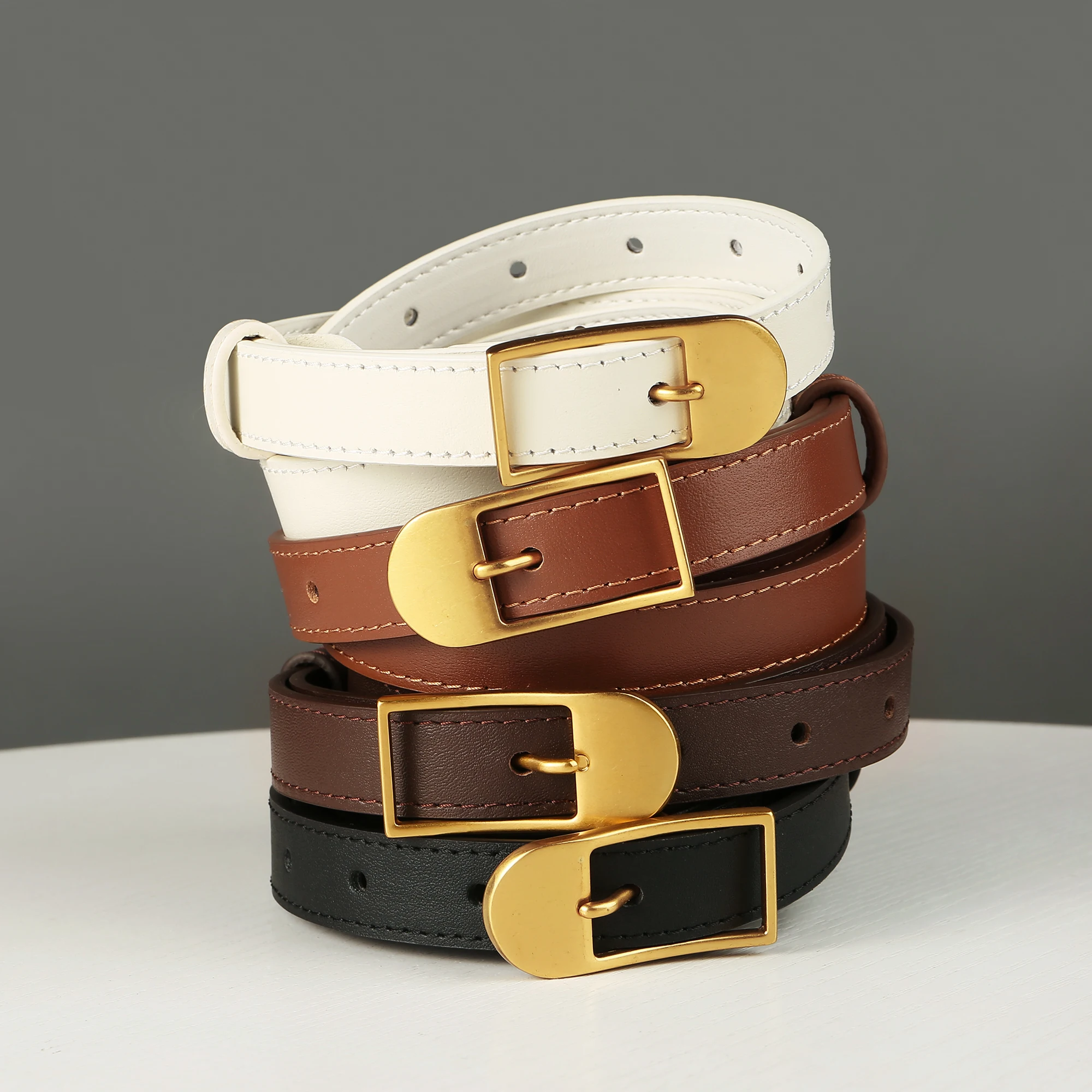 2026 New Women's Fashion Classic Belts Ladies Metal Buckle Waistband Genuine Leather Belt with Jeans Dress
2026 New Women's Fashion Classic Belts Ladies Metal Buckle Waistband Genuine Leather Belt with Jeans Dress