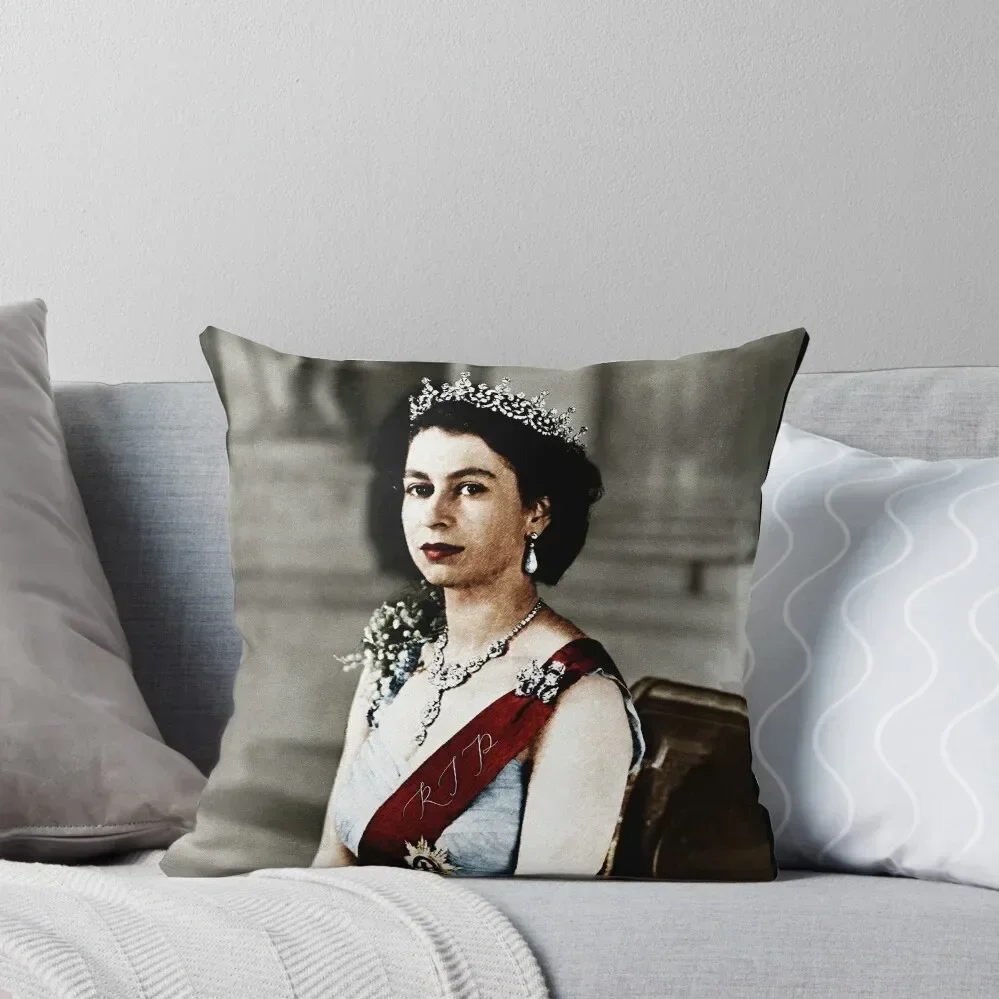 Portrait of Queen Elisabeth ii Throw Pillow Sofas Covers Christmas Covers Cushions Cover pillow
Portrait of Queen Elisabeth ii Throw Pillow Sofas Covers Christmas Covers Cushions Cover pillow