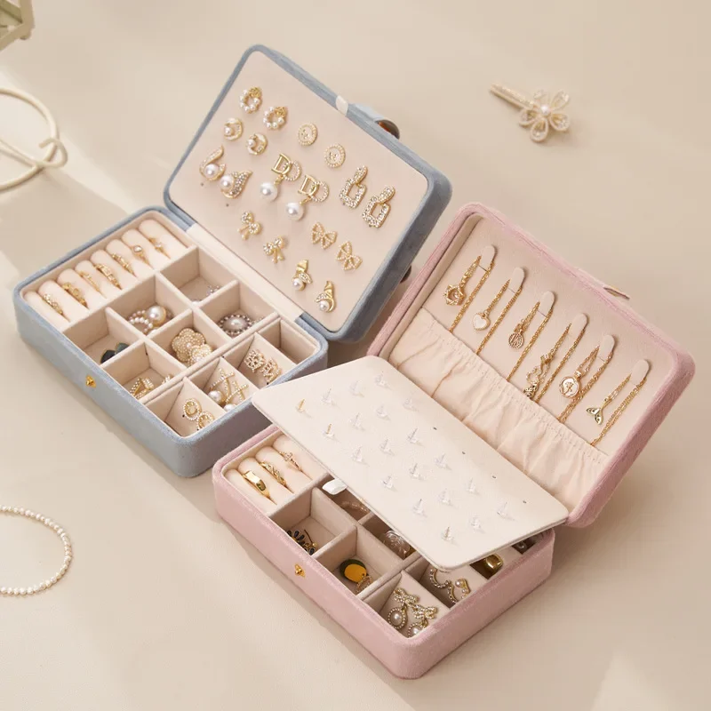 High-end portable new jewelry box storage multi-functional delicate flannel box necklace ring ornaments home organizer
High-end portable new jewelry box storage multi-functional delicate flannel box necklace ring ornaments home organizer