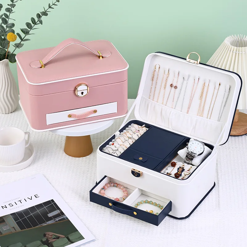 Handheld jewelry box, three-layer accessory box for earrings, necklaces, rings, jewelry storage box
Handheld jewelry box, three-layer accessory box for earrings, necklaces, rings, jewelry storage box