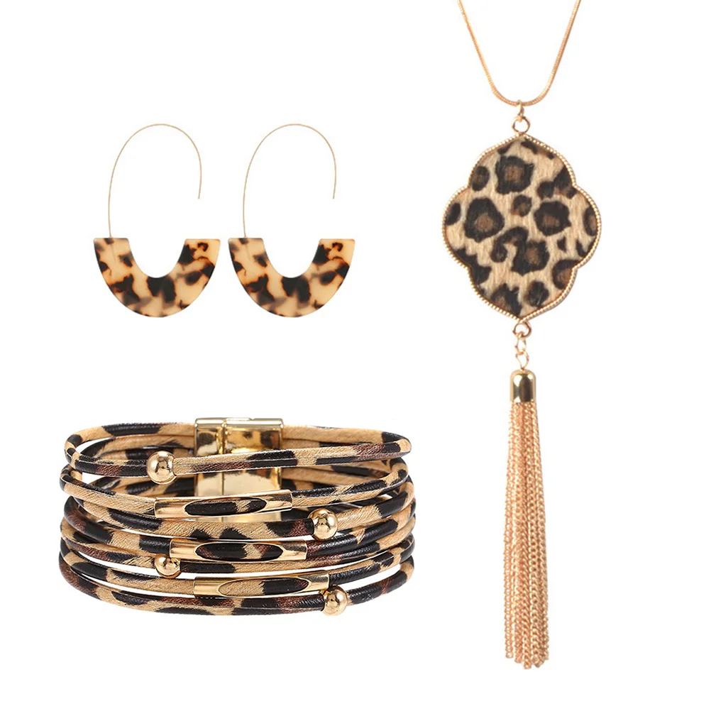 Leopard Bracelet Necklace Alloy Earrings Pendant Jewelry Kit Suite Women's Set Retro Bracelat
Leopard Bracelet Necklace Alloy Earrings Pendant Jewelry Kit Suite Women's Set Retro Bracelat