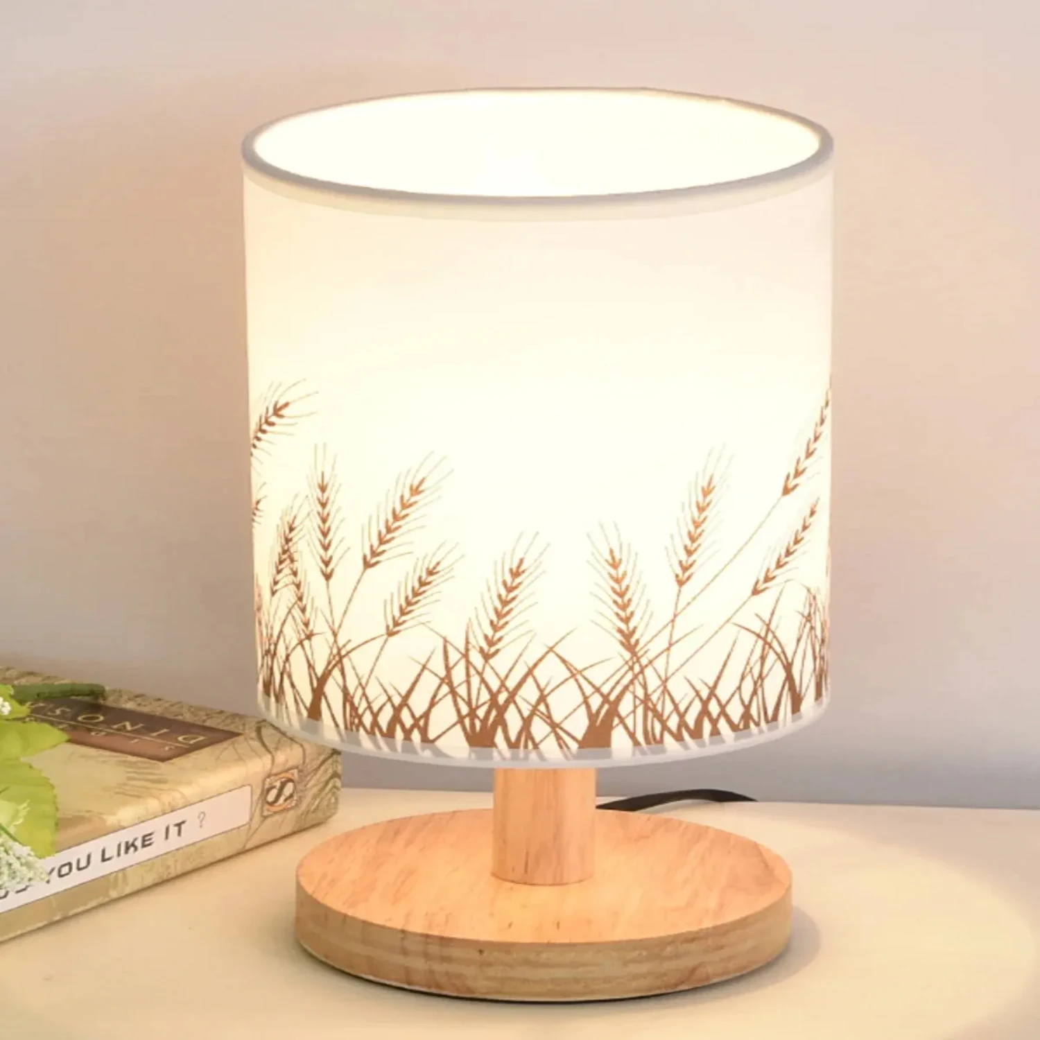 1PCS Desk Lamp Bedside Lamp Creative Simple Modern Personality Night Lamp Romantic Warm Nursing Desk Lamp Fixed
1PCS Desk Lamp Bedside Lamp Creative Simple Modern Personality Night Lamp Romantic Warm Nursing Desk Lamp Fixed