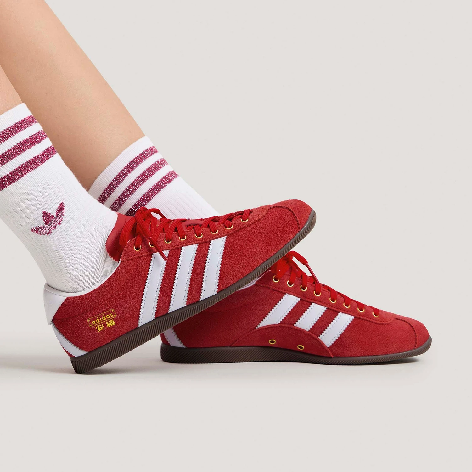 Adidas Authentic Year Women's Fashion Retro Wear-Resistant T-Toe Thin Sole Shoes KJ3957
Adidas Authentic Year Women's Fashion Retro Wear-Resistant T-Toe Thin Sole Shoes KJ3957