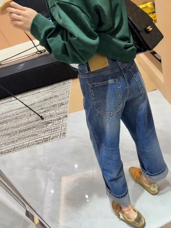 Синие прямые джинсы с девятью зубцами, женские весенне-осенние новые универсальные ретро большие размеры, толстые мм, утягивающие французские хлебные широкие брюки...
Синие прямые джинсы с девятью зубцами, женские весенне-осенние новые универсальные ретро большие размеры, толстые мм, утягивающие французские хлебные широкие брюки...