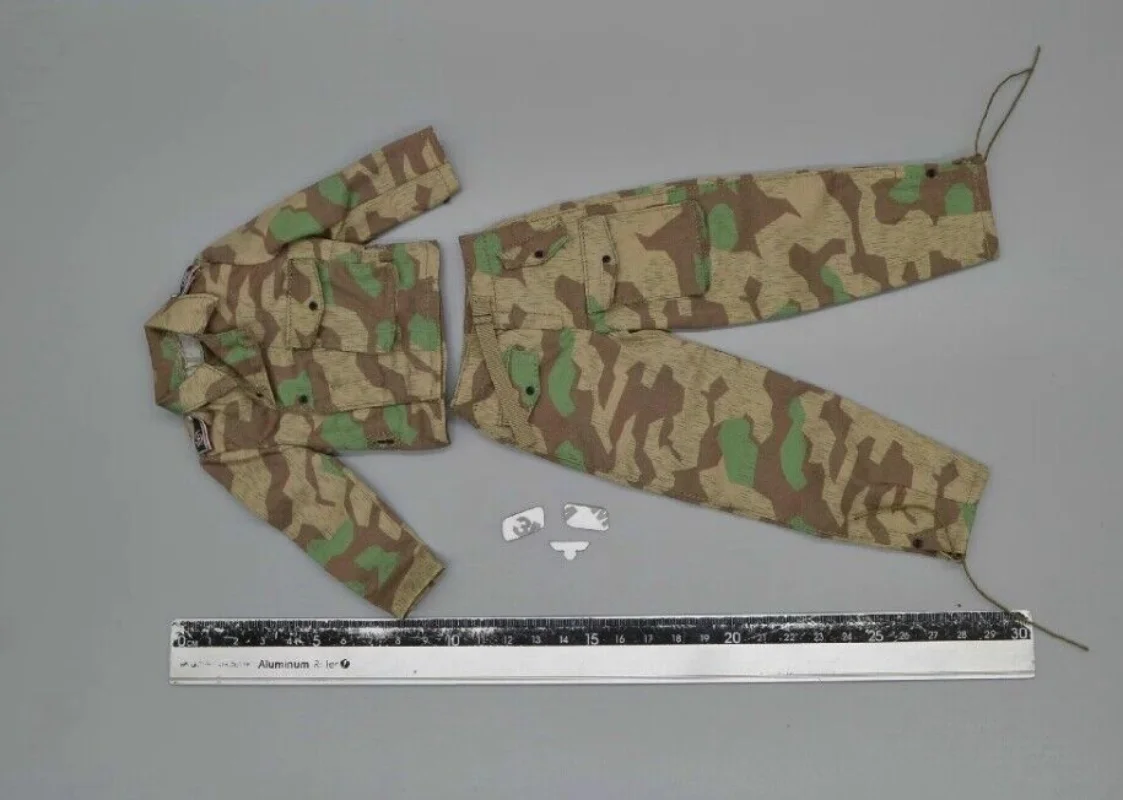 UD9030 1/6 камуфляжная униформа + медали на 12 дюймов времен Второй мировой войны, Отдел панцер
UD9030 1/6 камуфляжная униформа + медали на 12 дюймов времен Второй мировой войны, Отдел панцер