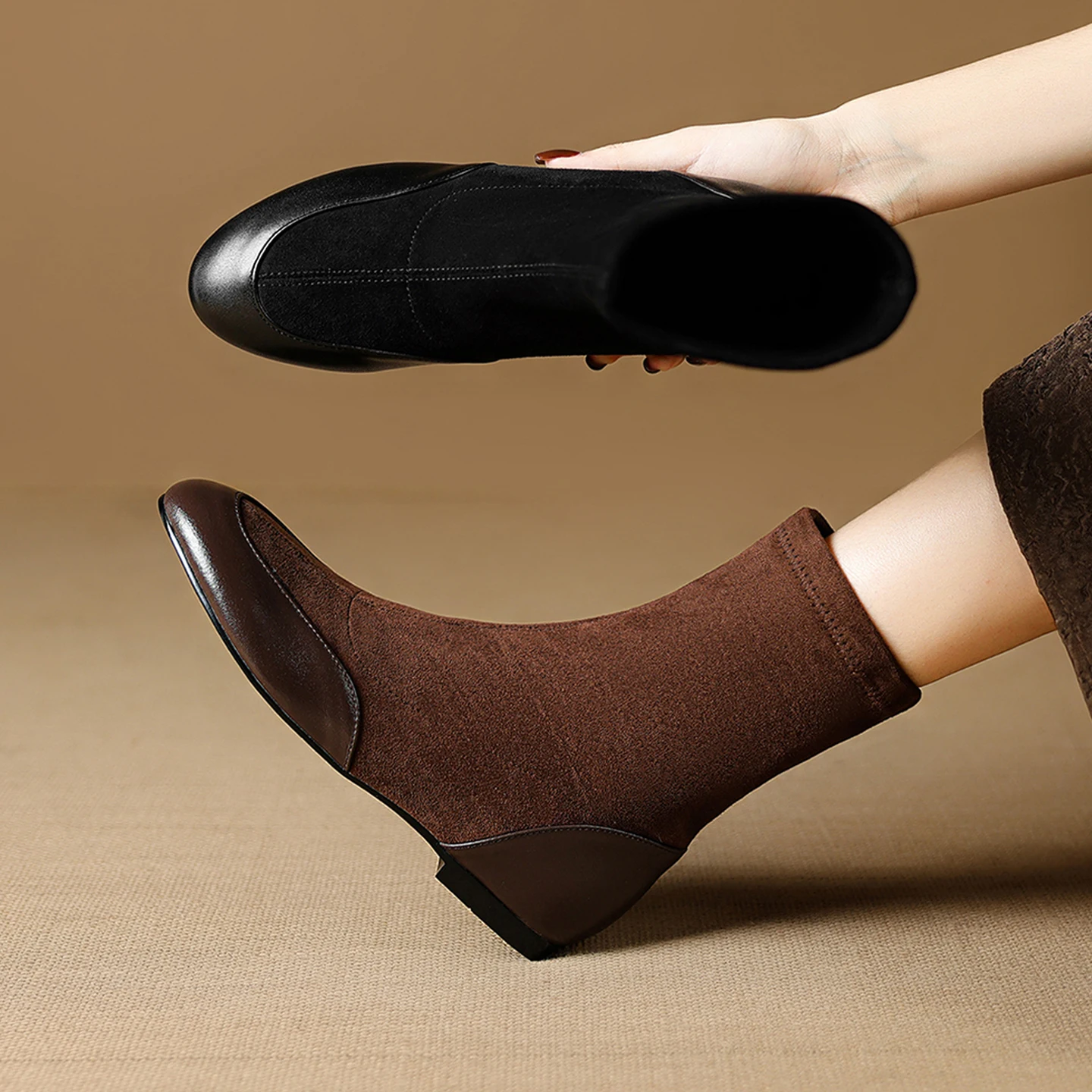 2026 new autumn winter women ankle boots natural leather plus size 22-25cm cowhide+flannel low heel mixed color skinny boots
2026 new autumn winter women ankle boots natural leather plus size 22-25cm cowhide+flannel low heel mixed color skinny boots