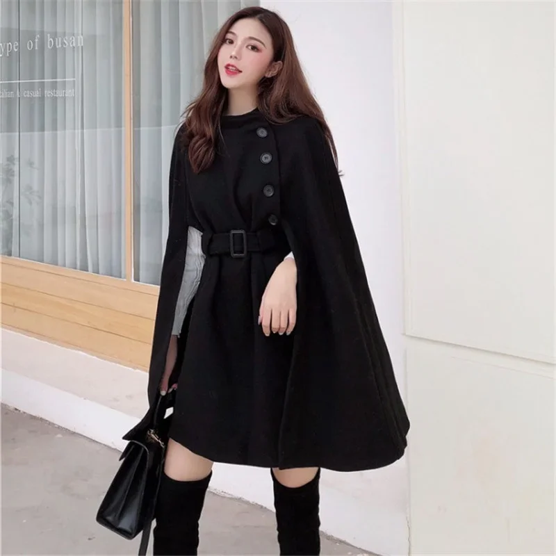 Mid-length High Quality Woolen Cloth Shawl Cape Poncho Coat Women 2025 Spring Autumn Korean Elegant Casual Ladies Cape Coats
Mid-length High Quality Woolen Cloth Shawl Cape Poncho Coat Women 2025 Spring Autumn Korean Elegant Casual Ladies Cape Coats