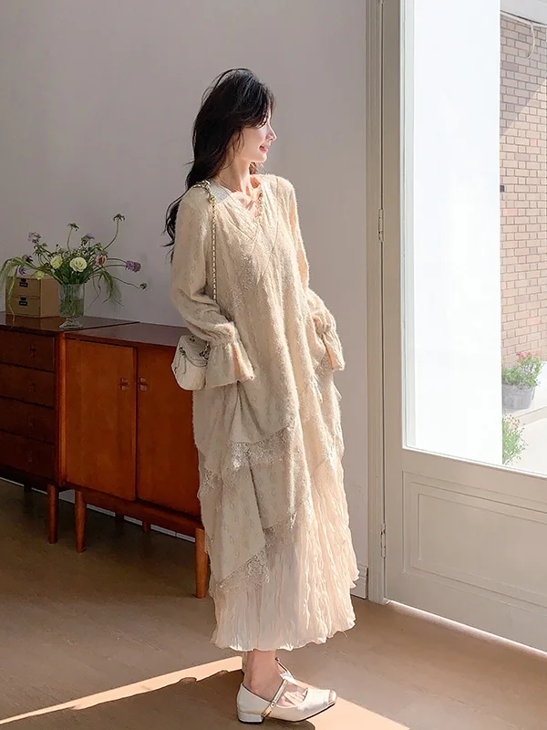Gentle Style Lace Splicing V-Neck Dress Women's Spring 2026 New Design Long Skirt Korean High Waist Flared Sleeve A-Line Dress
Gentle Style Lace Splicing V-Neck Dress Women's Spring 2026 New Design Long Skirt Korean High Waist Flared Sleeve A-Line Dress