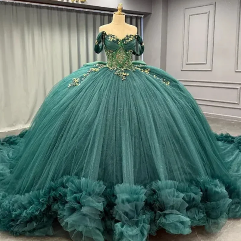 Черновато-зеленое блестящее платье принцессы Quinceanera с открытыми плечами и бисером, с кристаллами и бантом, многоуровневое тюлевое платье Sweet 16, бальное платье Vestidos
Черновато-зеленое блестящее платье принцессы Quinceanera с открытыми плечами и бисером, с кристаллами и бантом, многоуровневое тюлевое платье Sweet 16, бальное платье Vestidos