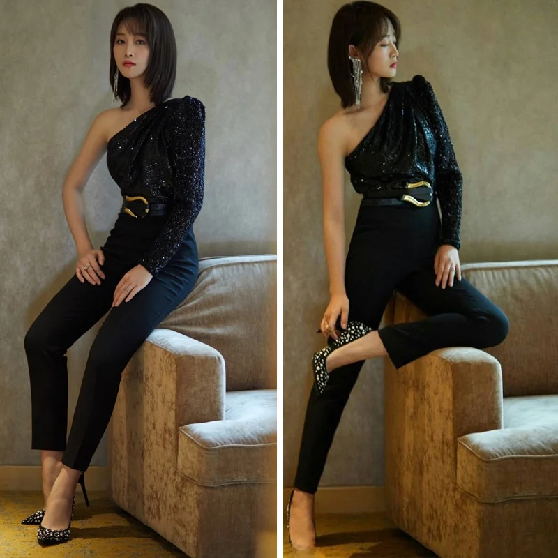 Naturaleye Slimming Black Sequin Single Shoulder Bubble Sleeve Top for Party Annual Meeting Daily Wear Polyester Fiber 100%
Naturaleye Slimming Black Sequin Single Shoulder Bubble Sleeve Top for Party Annual Meeting Daily Wear Polyester Fiber 100%