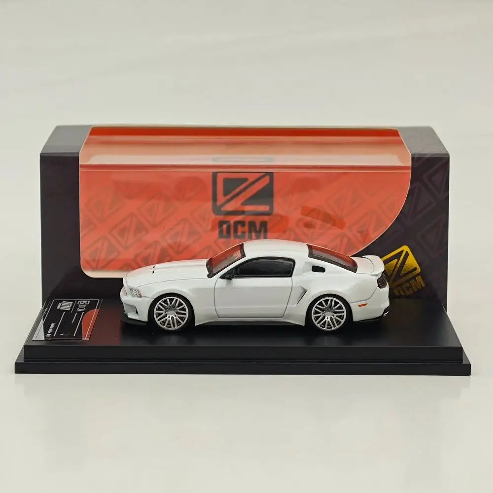 GDO Hunter x DCM 1:64 Silver & White 2014 Wild Horse GT Modified Version Metal Diecast Model Car Miniature for Collection
GDO Hunter x DCM 1:64 Silver & White 2014 Wild Horse GT Modified Version Metal Diecast Model Car Miniature for Collection