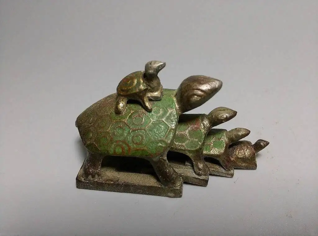 Old Chinese Bronze Handmade Wealth Lucky Turtle Longevity Statue 6057
Old Chinese Bronze Handmade Wealth Lucky Turtle Longevity Statue 6057