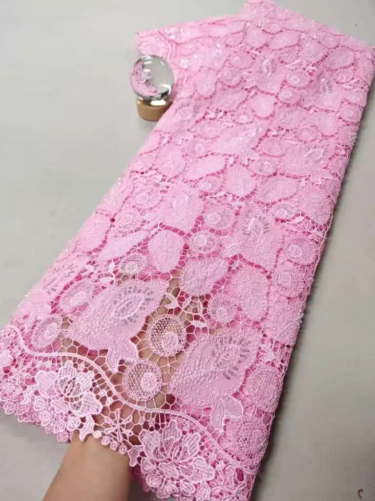 2026 High-Quality Africa Nigerian Sequins Lace Fabric Cotton Embroidery Tulle for Wedding Party Dress Chiffon 5Yards XL205
2026 High-Quality Africa Nigerian Sequins Lace Fabric Cotton Embroidery Tulle for Wedding Party Dress Chiffon 5Yards XL205