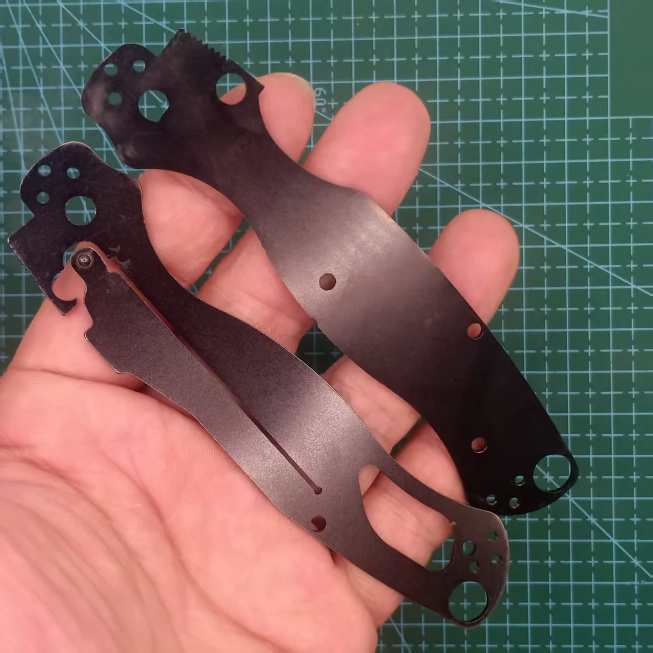 Black Weight Reduction Hole Liners Spacer For Spyderco C81 Paramilitary2 Knives
Black Weight Reduction Hole Liners Spacer For Spyderco C81 Paramilitary2 Knives
