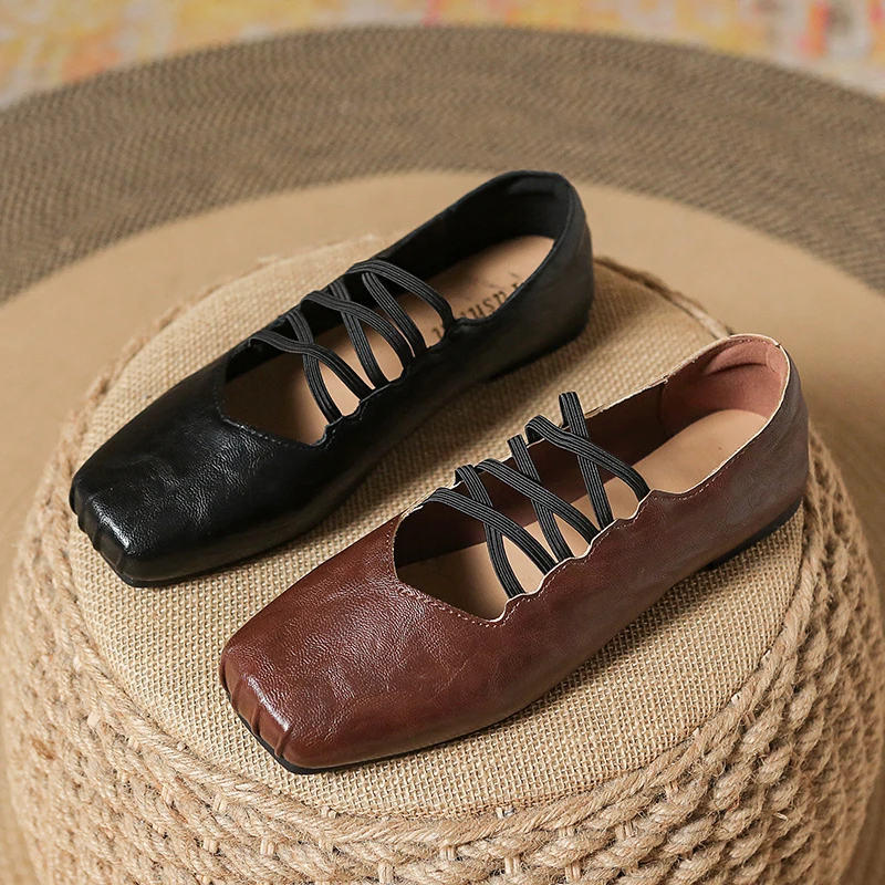 Niche Vintage Pleated Square Toe Women's Lace-Up Block Heel Shoes
Niche Vintage Pleated Square Toe Women's Lace-Up Block Heel Shoes