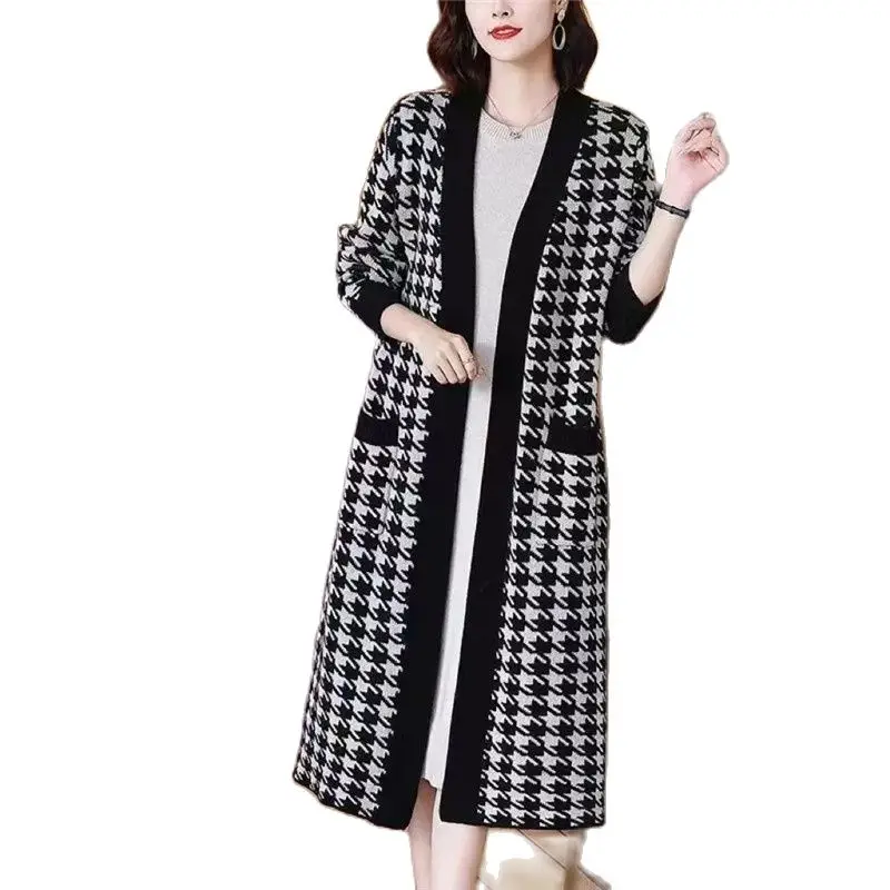 Fashion Houndstooth Plaid Sweater Cardigan Coat Female 2023 New Spring Autumn Jacket Mid-Length Women Windbreaker Outerwear 2023
Fashion Houndstooth Plaid Sweater Cardigan Coat Female 2023 New Spring Autumn Jacket Mid-Length Women Windbreaker Outerwear 2023