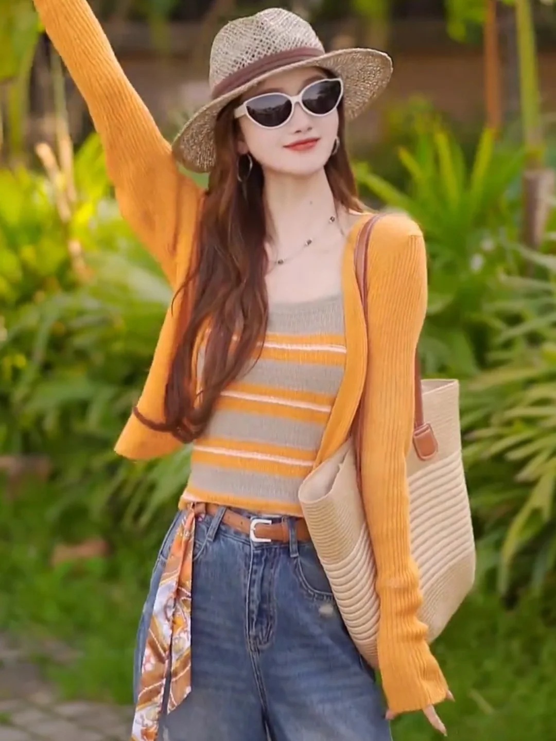 Summer Bright Stripe Knitted Crop Top And Cardigan Women's Fashion Set Sun Protection Two-Piece Suit High Waist Regular Fit
Summer Bright Stripe Knitted Crop Top And Cardigan Women's Fashion Set Sun Protection Two-Piece Suit High Waist Regular Fit
