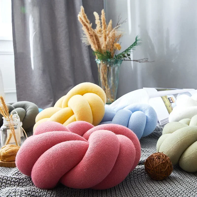 Modern Simple Hand Woven Knot Throw Pillow Ins Style Funny Knot Cushion Cozy Car Lumbar Pillow Sofa Stuffed Pillow Home Decor
Modern Simple Hand Woven Knot Throw Pillow Ins Style Funny Knot Cushion Cozy Car Lumbar Pillow Sofa Stuffed Pillow Home Decor