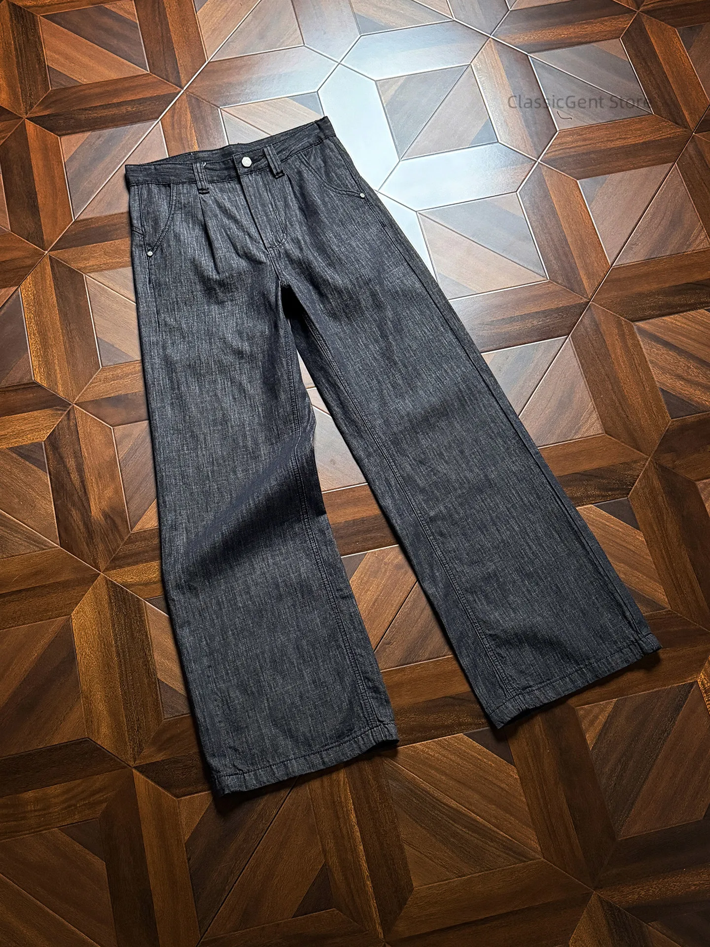 New original cow non-fading linen blue natural cool 6.7 ounces A-shaped version loose jeans
New original cow non-fading linen blue natural cool 6.7 ounces A-shaped version loose jeans