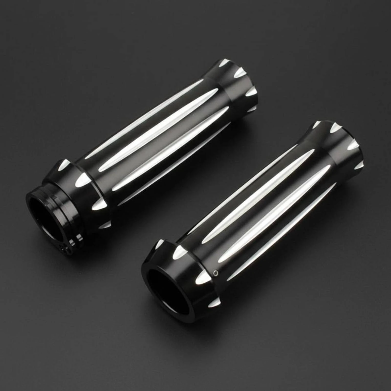 1 Inch Motorcycle Grips Tapered 1-Inch Handlebar Grips Comfortable Grip Rustproof
1 Inch Motorcycle Grips Tapered 1-Inch Handlebar Grips Comfortable Grip Rustproof