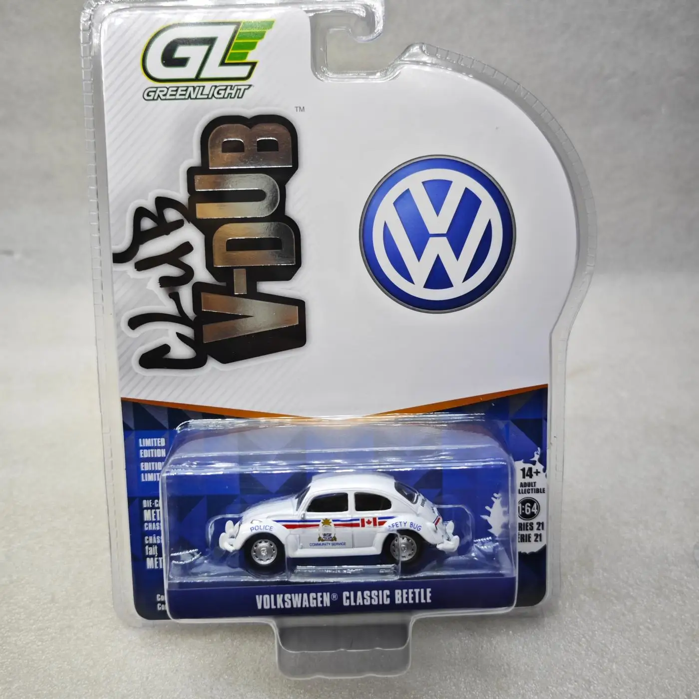 GreenLight 1:64 V-Dub 21 - Классический Volkswagen Beetle - Полицейский автомобиль ГБДНЦ (Лондон, Канада), коллекционная модель из литого сплава
GreenLight 1:64 V-Dub 21 - Классический Volkswagen Beetle - Полицейский автомобиль ГБДНЦ (Лондон, Канада), коллекционная модель из литого сплава