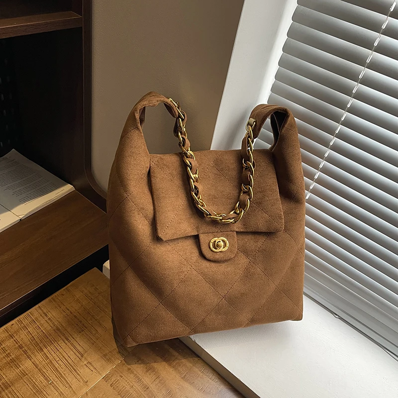 Высококачественный стильный мини-сумка-клатч, элегантная кожаная классическая дизайнерская сумка для женщин, однотонная большая вместимость
Высококачественный стильный мини-сумка-клатч, элегантная кожаная классическая дизайнерская сумка для женщин, однотонная большая вместимость