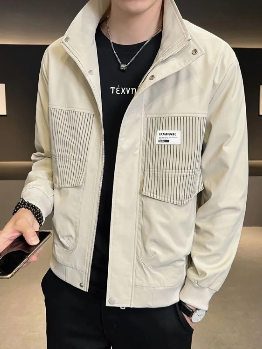 Молодежная мужская универсальная рабочая одежда с воротником-стойкой, дышащая повседневная одежда длиной до пола, подходит для бизнеса, подходит для осени...
Молодежная мужская универсальная рабочая одежда с воротником-стойкой, дышащая повседневная одежда длиной до пола, подходит для бизнеса, подходит для осени...