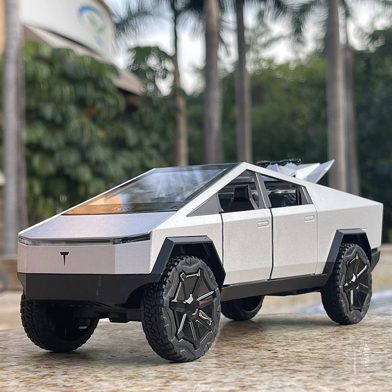 1:24 Tesla Cyber pickup car model alloy large toy car children's model boy simulation off-road Toy Car Model Childrens Gift
1:24 Tesla Cyber pickup car model alloy large toy car children's model boy simulation off-road Toy Car Model Childrens Gift