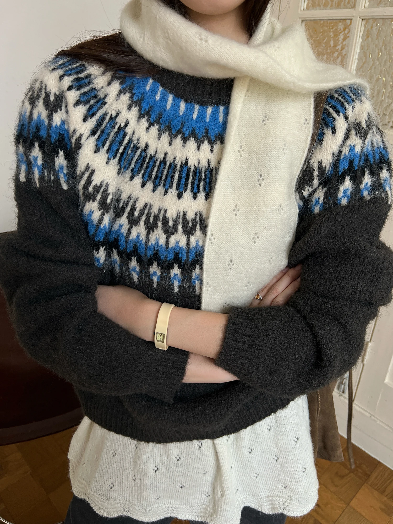 Loose Women's Fair Isle Sweater POXFFEE Blue Tone Autumn Winter Cotton Yarn Knitted Long Sve round Ne Zipper Closure
Loose Women's Fair Isle Sweater POXFFEE Blue Tone Autumn Winter Cotton Yarn Knitted Long Sve round Ne Zipper Closure