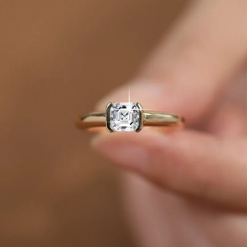 Кольцо с бриллиантом Fine Asscher Cut 5 мм, 100% настоящее серебро 925 пробы, обручальное кольцо для женщин, обещанные ювелирные изделия
Кольцо с бриллиантом Fine Asscher Cut 5 мм, 100% настоящее серебро 925 пробы, обручальное кольцо для женщин, обещанные ювелирные изделия
