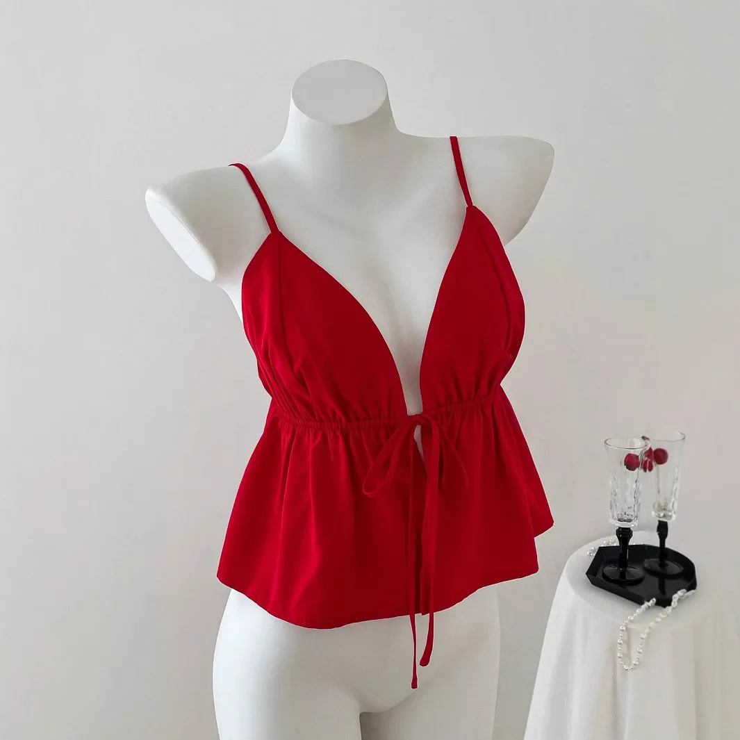 New summer 2025 fresh and comfortable strap deep V show figure suspender halterneck hot girl solid color top
New summer 2025 fresh and comfortable strap deep V show figure suspender halterneck hot girl solid color top
