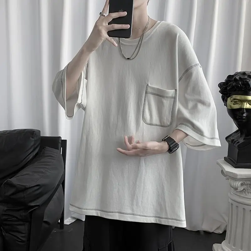 Japanese summer pocket short-sleeved T-shirt men trendy brand loose topstitch design Korean style top trendy fashion y2k T-shirt
Japanese summer pocket short-sleeved T-shirt men trendy brand loose topstitch design Korean style top trendy fashion y2k T-shirt