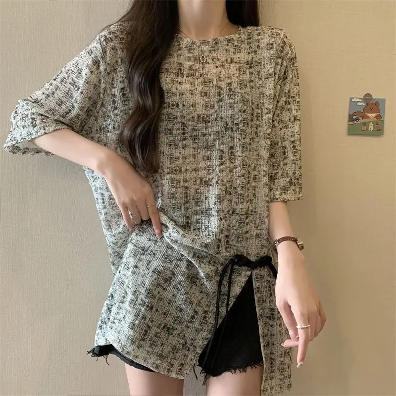 Korean Style Summer Casual Thin Slim Tie Dye See Through Top Women Loose Short Sleeve Ice Silk T-shirt Side Slit Tshirt
Korean Style Summer Casual Thin Slim Tie Dye See Through Top Women Loose Short Sleeve Ice Silk T-shirt Side Slit Tshirt