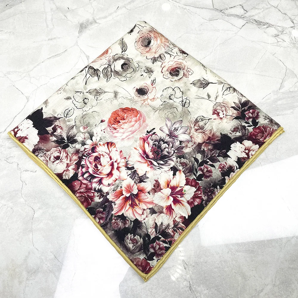 Vintage 70% Wool 30% Real Silk Scarf for Women Vintage Oil Painting Floral Print Square Neck Scarf Elegant Womens Shawl
Vintage 70% Wool 30% Real Silk Scarf for Women Vintage Oil Painting Floral Print Square Neck Scarf Elegant Womens Shawl