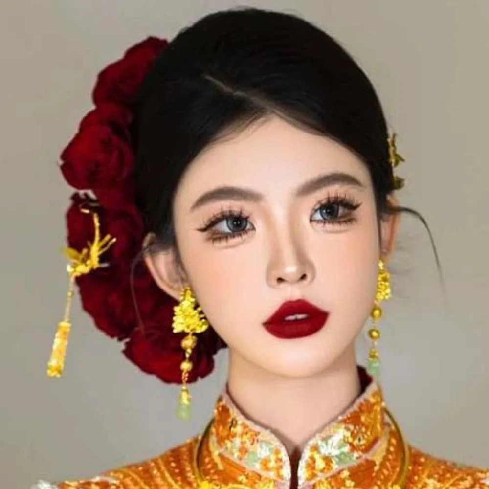 Hairpin Flowers Sweet Rose Hair Forks Cloth Dark Red Golden Phoenix Hairpin Alloy Headdress Bride Flower Side Clips Daily
Hairpin Flowers Sweet Rose Hair Forks Cloth Dark Red Golden Phoenix Hairpin Alloy Headdress Bride Flower Side Clips Daily