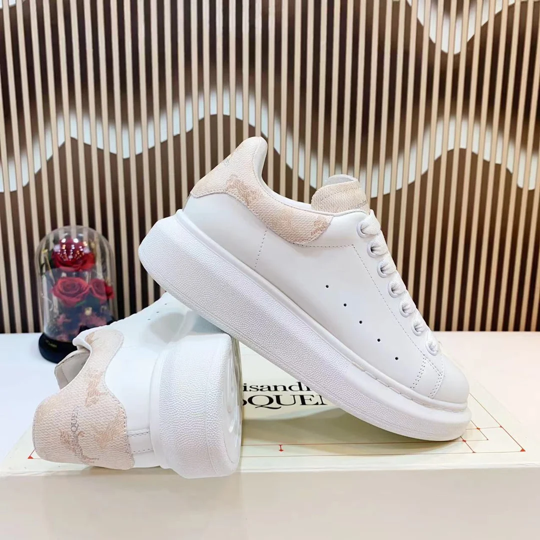Top Hight Quality Mens Casual Sneakers Real Leather Womens Brand Designer Tennis Shoes Classic Fashion Design running shoes
Top Hight Quality Mens Casual Sneakers Real Leather Womens Brand Designer Tennis Shoes Classic Fashion Design running shoes