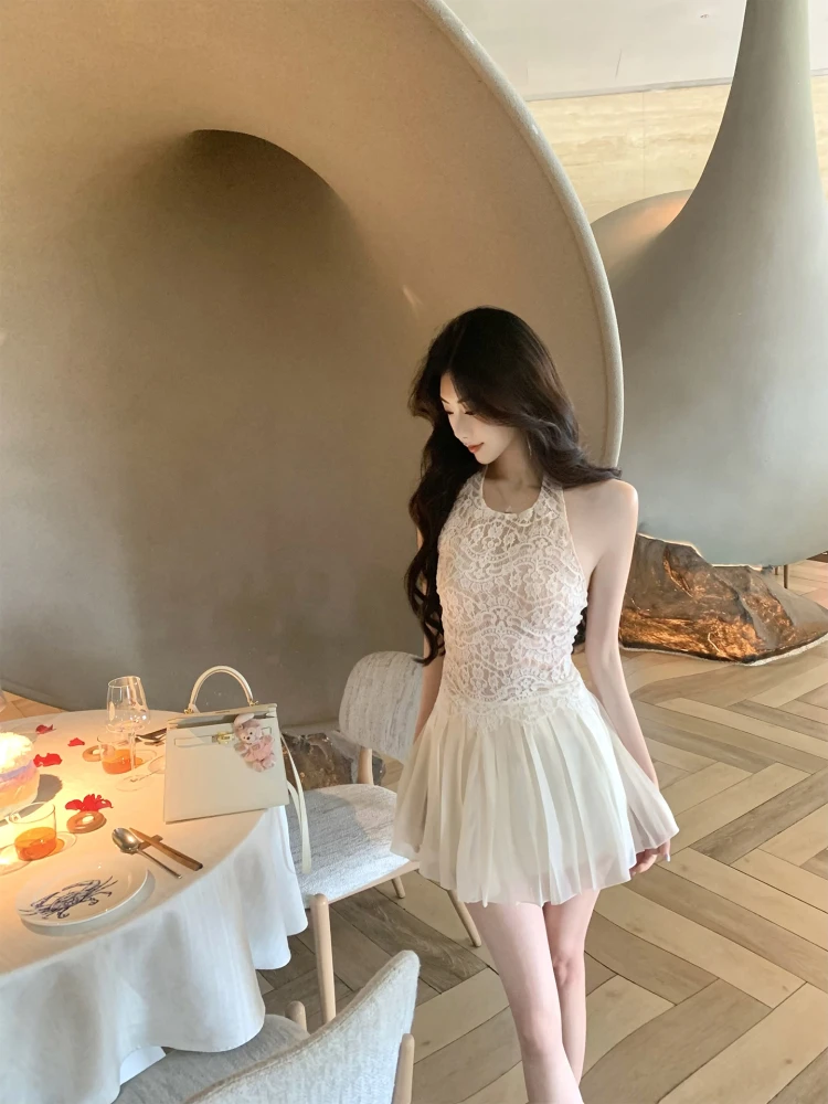 Комплект для балета J Studio: топ без бретелек с кружевом и юбка, женский модный комплект, летняя коллекция 2025
Комплект для балета J Studio: топ без бретелек с кружевом и юбка, женский модный комплект, летняя коллекция 2025