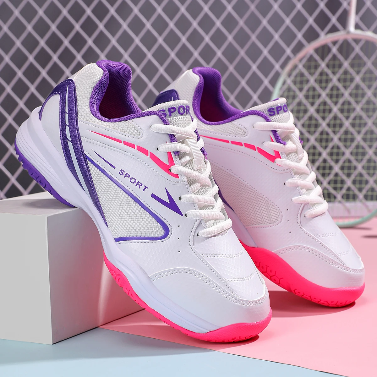 New men's professional volleyball shoes badminton shoes lightweight indoor tennis training shoes table tennis shoes
New men's professional volleyball shoes badminton shoes lightweight indoor tennis training shoes table tennis shoes
