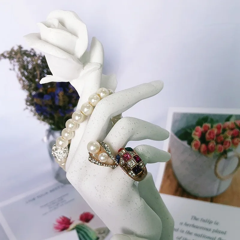 Hand Model Ring Storage Jewelry Rack Bracelet Display Stand Nordic Ring Photo Prop Jewelry Display Props
Hand Model Ring Storage Jewelry Rack Bracelet Display Stand Nordic Ring Photo Prop Jewelry Display Props
