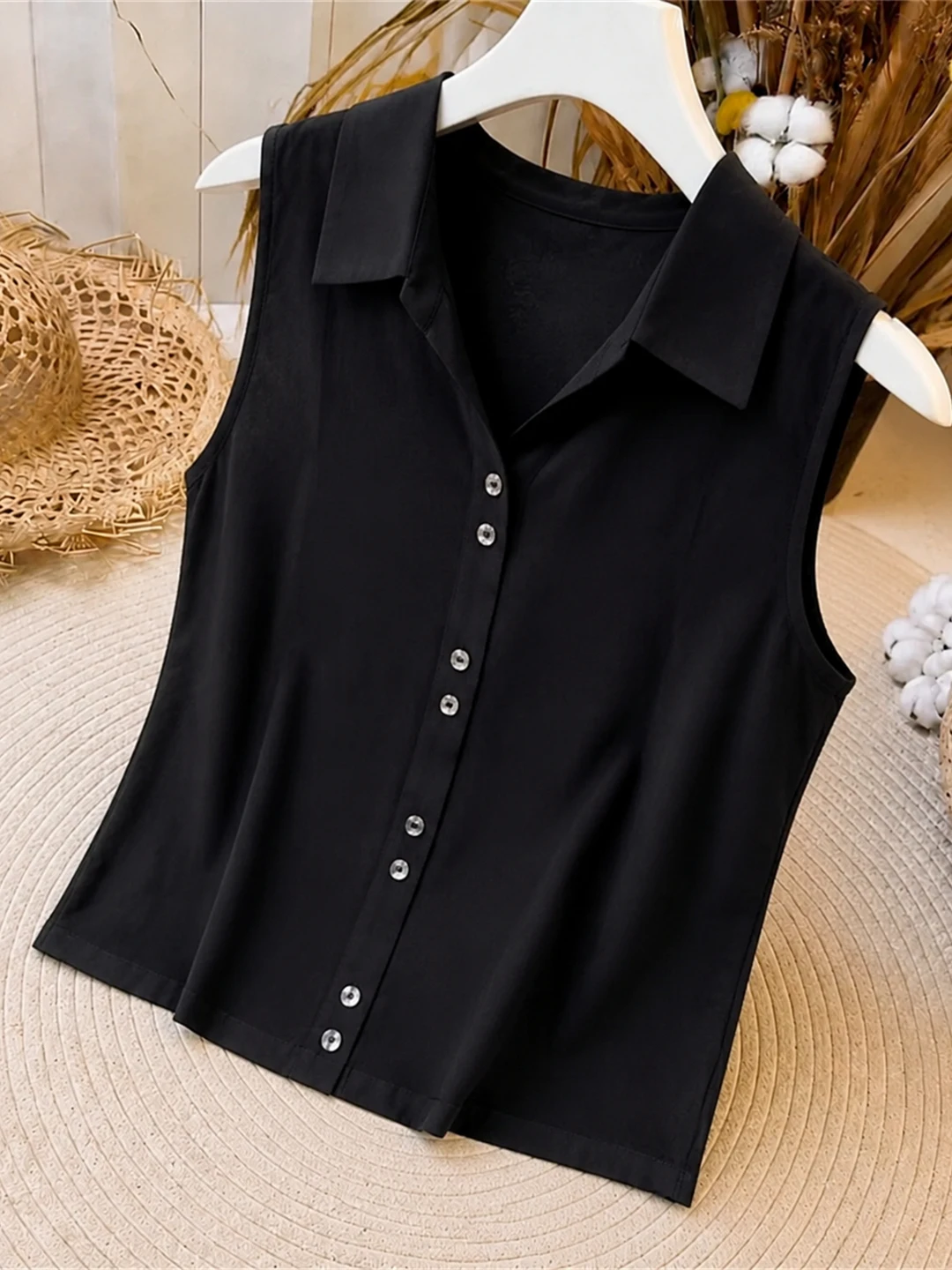 Korean Style Summer Casual Neck Sleeveless Single Button Commute Pure Color Vest Daily Wear Silk Top for Women
Korean Style Summer Casual Neck Sleeveless Single Button Commute Pure Color Vest Daily Wear Silk Top for Women
