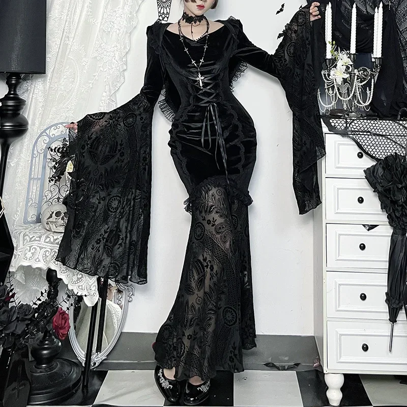 2025 Autumn New Black Gothic Style Flared Sleeve Mermaid Length Dress Velvet Texture Cross Tie Pattern
2025 Autumn New Black Gothic Style Flared Sleeve Mermaid Length Dress Velvet Texture Cross Tie Pattern