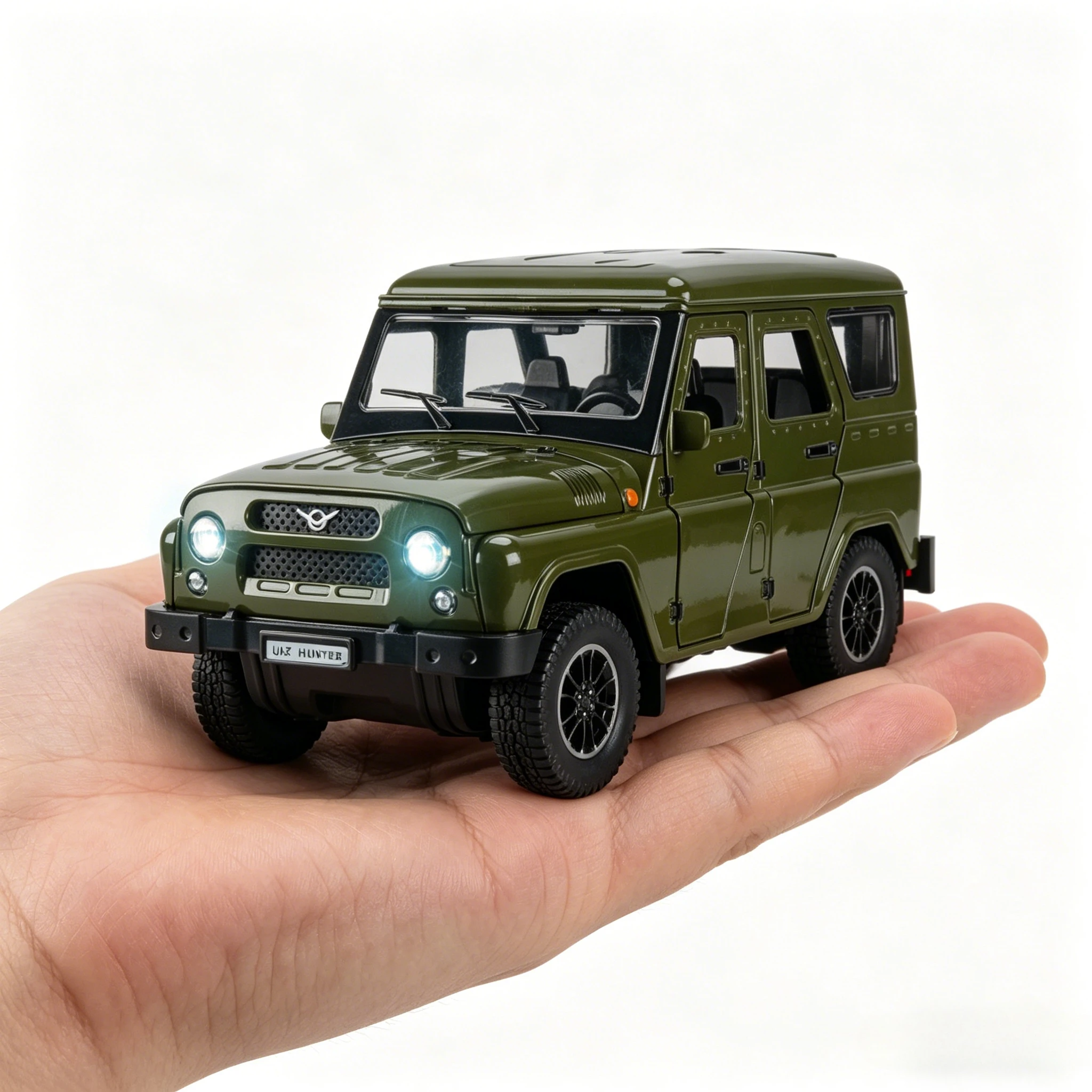1:18 UAZ Hunter Alloy Car Model Diecasts Metal Off-road Vehicles Car Model Simulation Sound and Light Collection Kids Toys Gifts
1:18 UAZ Hunter Alloy Car Model Diecasts Metal Off-road Vehicles Car Model Simulation Sound and Light Collection Kids Toys Gifts