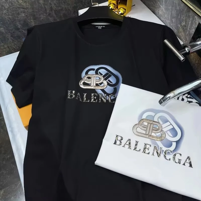 High-end Luxury Short-sleeved Men's T-shirt Colored Letter Printing Loose Oversized Basic Top Comfortable T-shirt
High-end Luxury Short-sleeved Men's T-shirt Colored Letter Printing Loose Oversized Basic Top Comfortable T-shirt