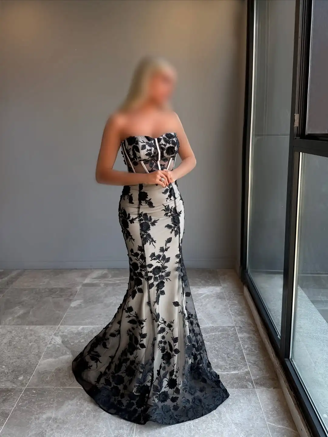 New Design Sexy Strapless 3D Flowers Embroidery Illusion Fishbone Fashion Mermaid Evening Prom Formal Party Dress
New Design Sexy Strapless 3D Flowers Embroidery Illusion Fishbone Fashion Mermaid Evening Prom Formal Party Dress