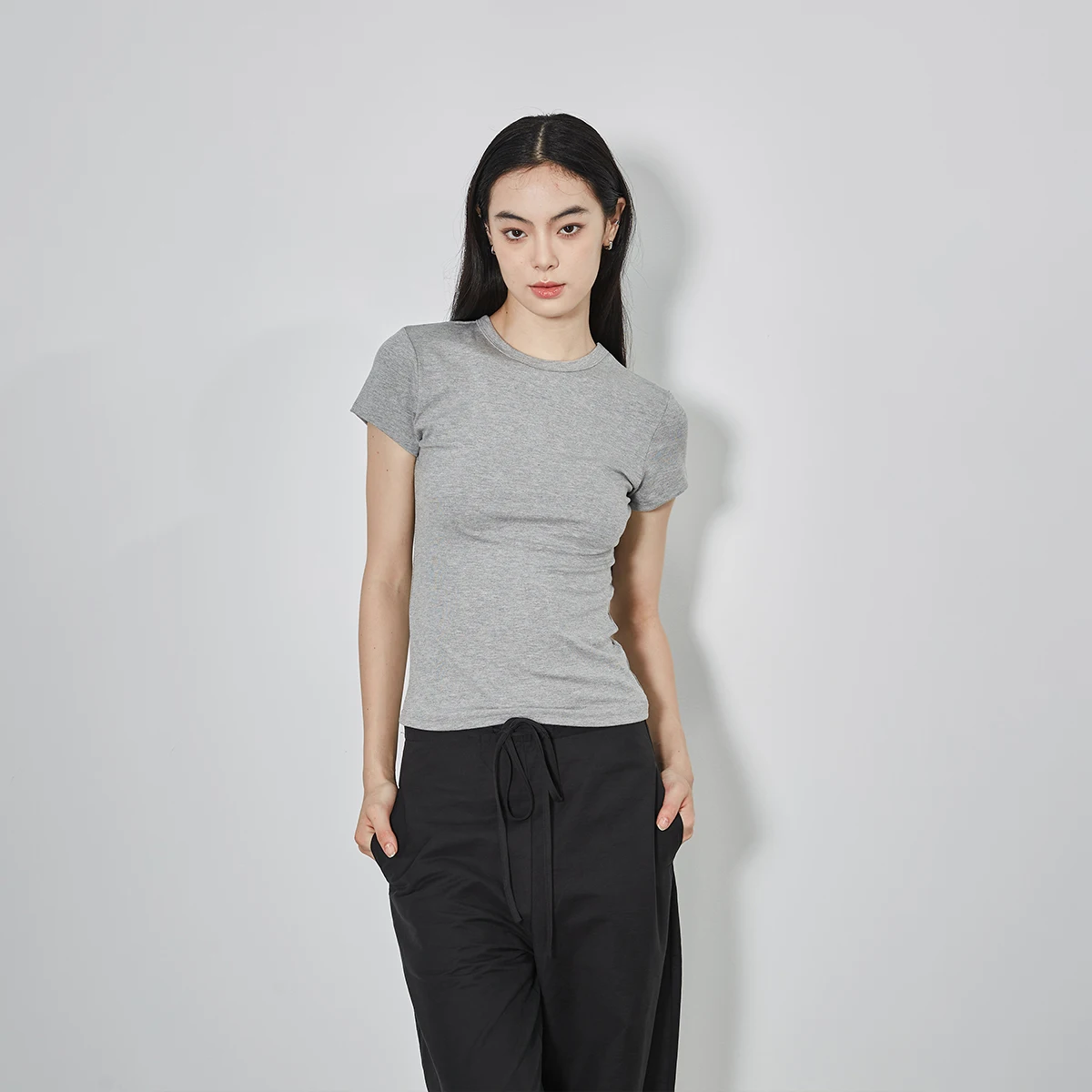 C-GEM-Spicy girl style, slim-fit, figure-hugging, slimming modal t-shirt for women, bare-feeling pure desire, simple short.
C-GEM-Spicy girl style, slim-fit, figure-hugging, slimming modal t-shirt for women, bare-feeling pure desire, simple short.